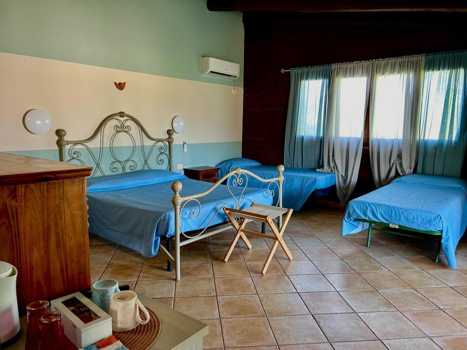 Agriturismo Podere Farnesiana ตาร์กวิเนีย ภายนอก รูปภาพ